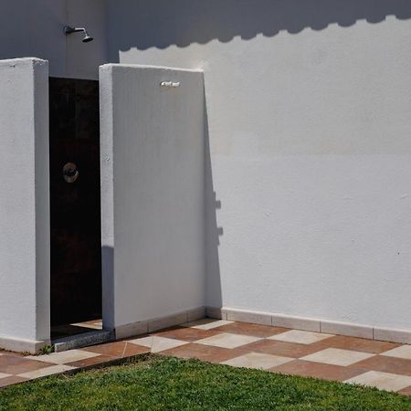 Вилла Le Residenze Di Baia Sant'Anna Танаунелла Экстерьер фото