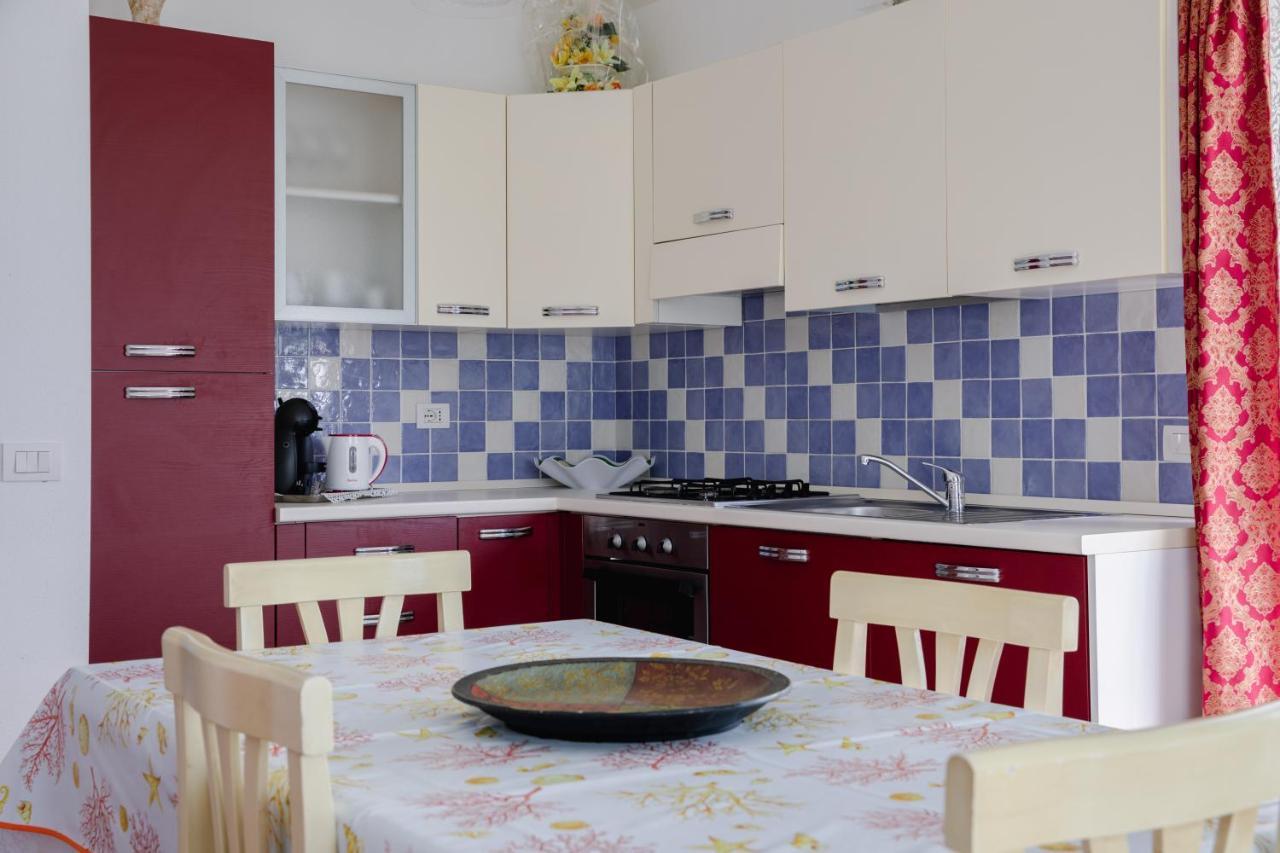 Вилла Le Residenze Di Baia Sant'Anna Танаунелла Экстерьер фото