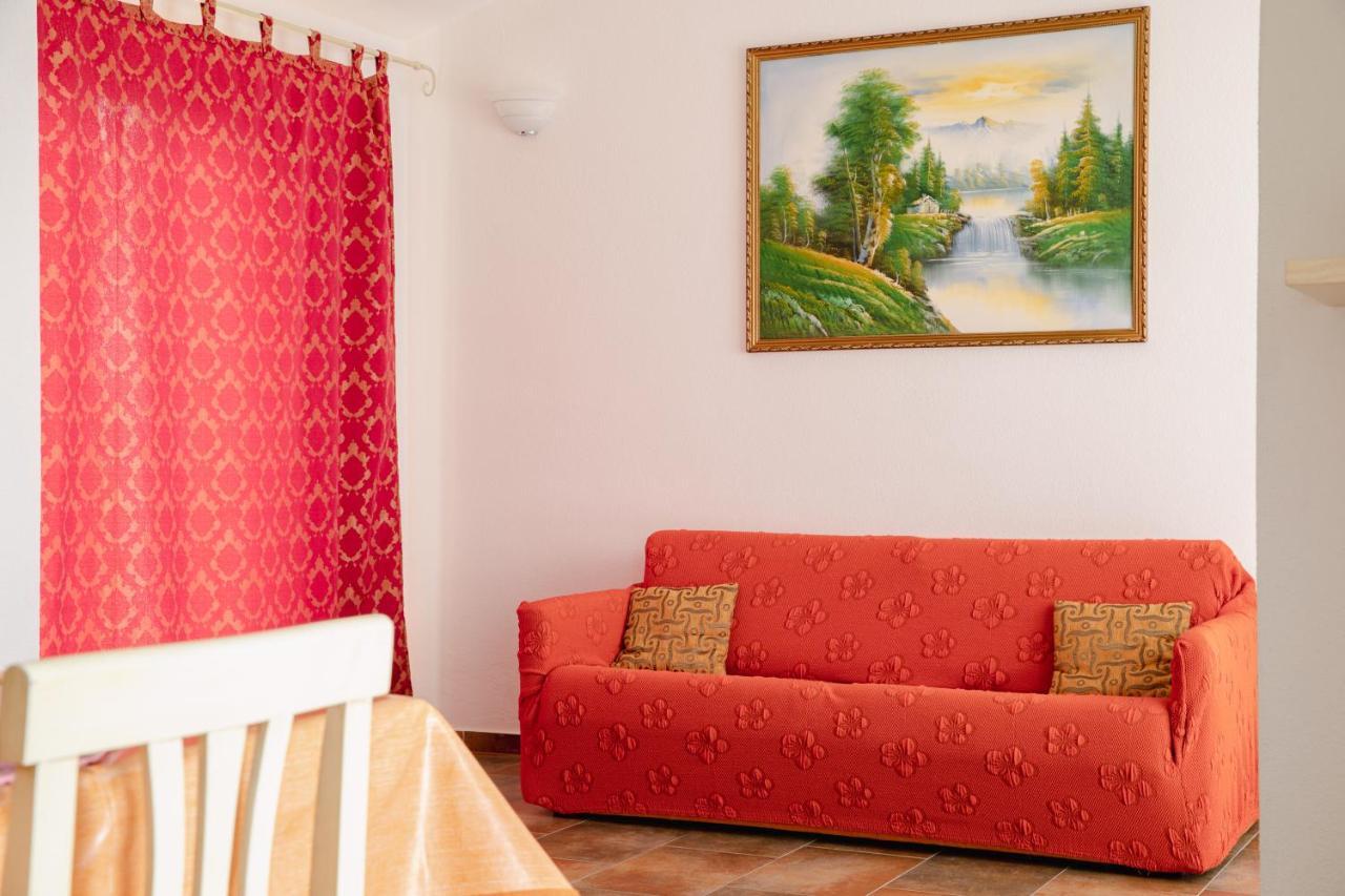 Вилла Le Residenze Di Baia Sant'Anna Танаунелла Экстерьер фото