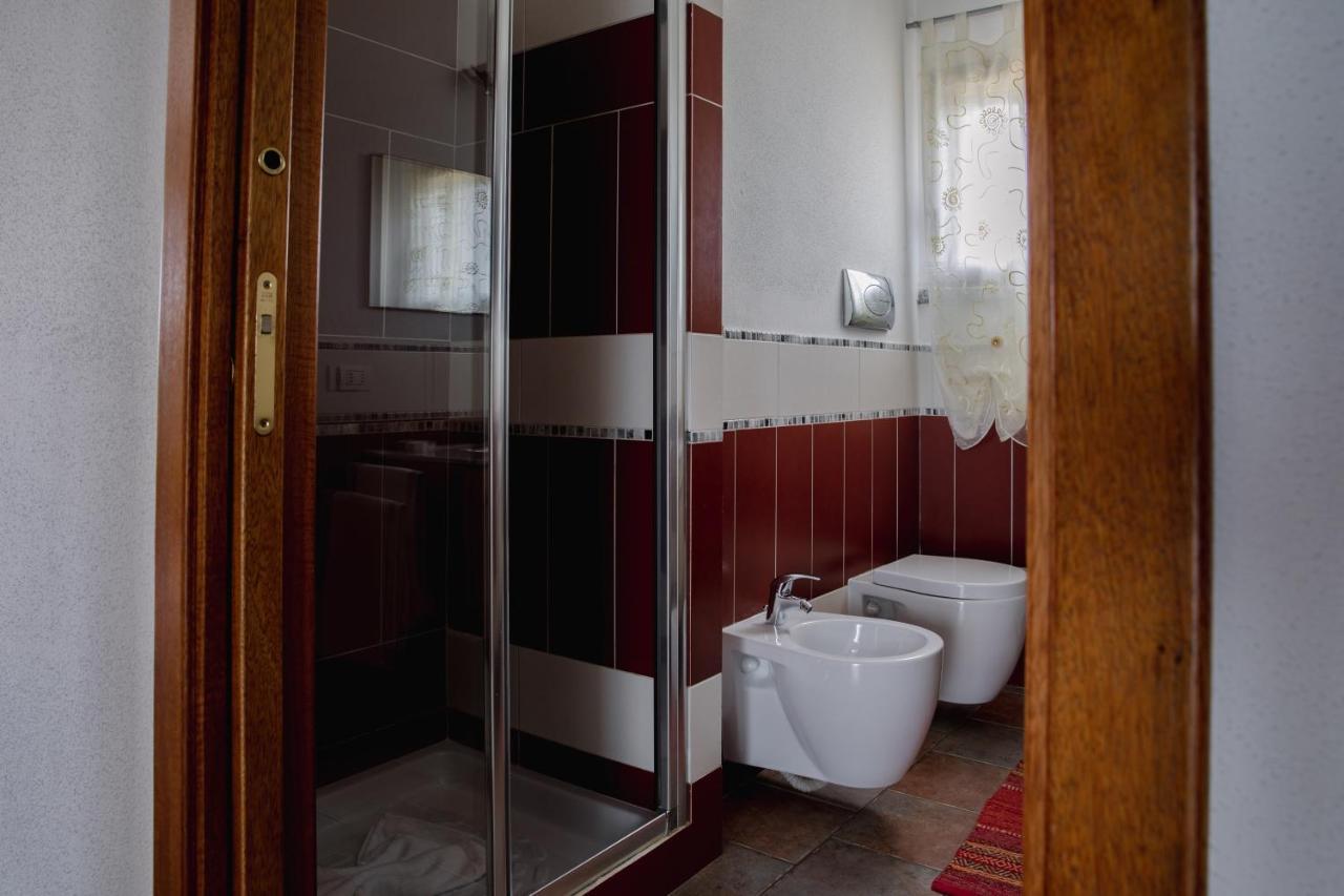 Вилла Le Residenze Di Baia Sant'Anna Танаунелла Экстерьер фото